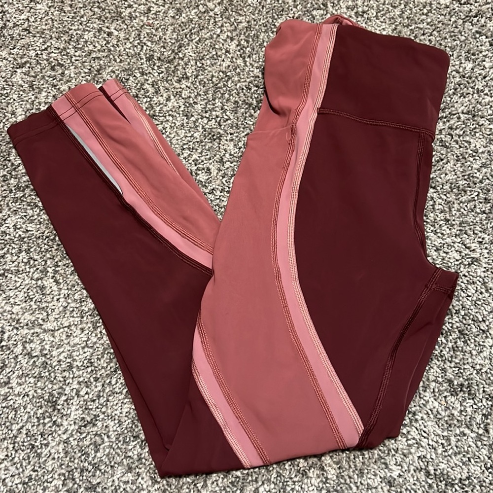 Lululemon 2 tone wake & train leggings